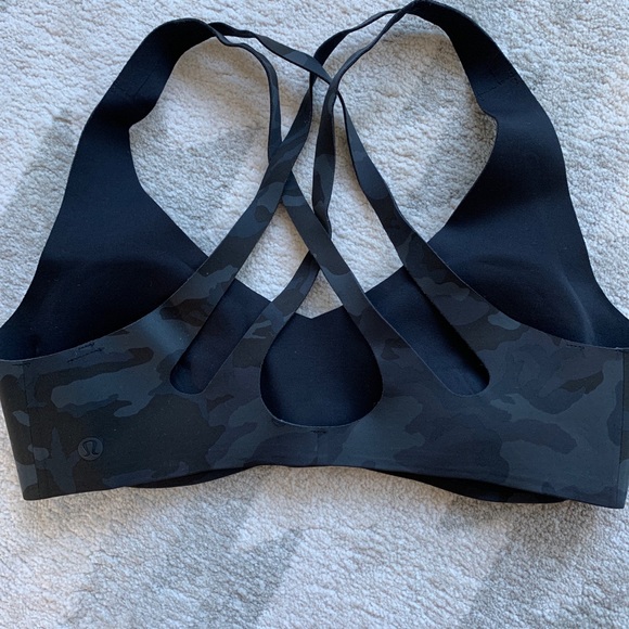 Camo Light Strides Bra 8 - Picture 2 of 8